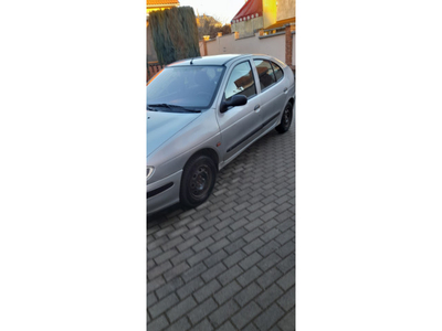 RENAULT MEGANE 1.6 RT