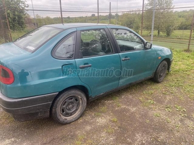 SEAT CORDOBA 1.6i CLX