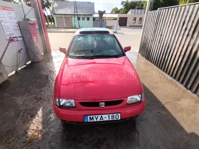 SEAT IBIZA 1.4i SXE