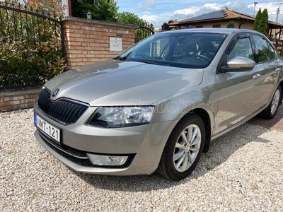 SKODA OCTAVIA 1.2 TSI Style DSG Magyarországi! Szervízkönyv!!!