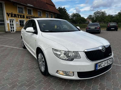 SKODA SUPERB 1.6 CR TDI Ambition GreenLine ELSŐ TULAJ!! VONÓHOROG!!