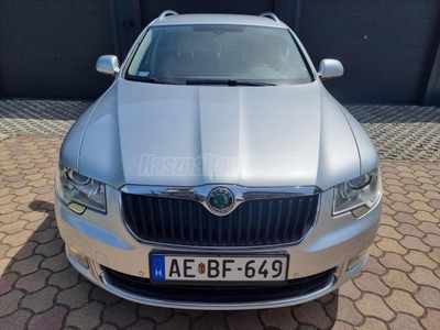 SKODA SUPERB Combi 2.0 CR TDI Elegance 4x4 ÚJ VEZÉRLÉS. FRISS OLAJ. VÉGIG VEZETETT SZERVIZKÖNYV. LEINFORMÁLHATÓ!