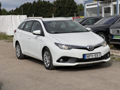 TOYOTA AURIS Touring Sports 1.6 D-4D Active