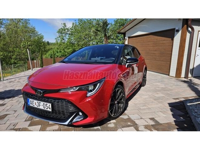 TOYOTA COROLLA 2.0 Hybrid GR-Sport e-CVT /TÁV.TARTÓ/LED/JBL HIFI/KAMERA/ÜLÉS-KORMÁNYFŰTTÉS/SÁVTARTÓ/HEAD-UP/