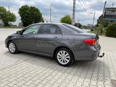 TOYOTA COROLLA Sedan 1.6 Sol / M.országi / Dig. Klima / KeylessGo / Tempomat / Vonohorog / Esőszenzor /