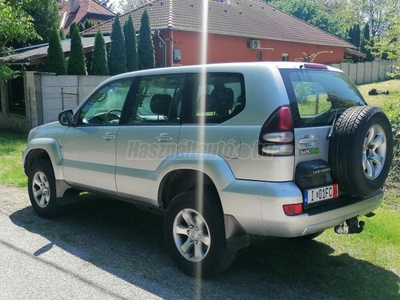 TOYOTA LAND CRUISER 3.0 D VX Manual 6seb. ROZSDAMENTES