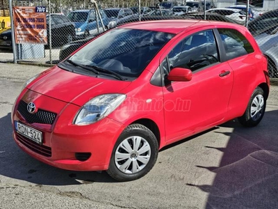 TOYOTA YARIS 1.0