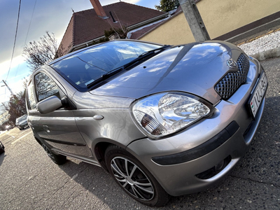 TOYOTA YARIS VERSO 1.4 D Terra