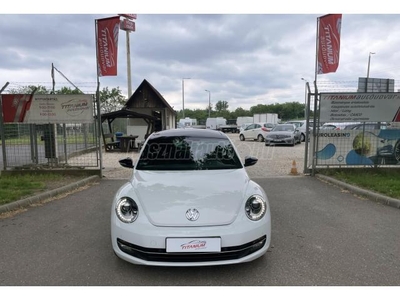 VOLKSWAGEN BEETLE 1.4 TSI Design PANORÁMA NAVI FRISS SZERVIZ