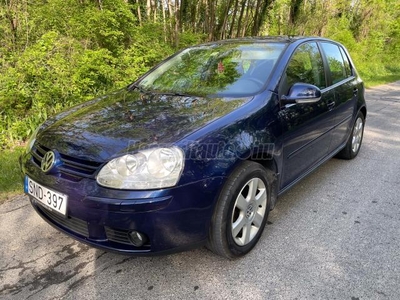 VOLKSWAGEN GOLF V 1.4 Trendline