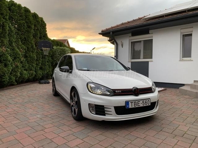 VOLKSWAGEN GOLF VI 2.0 TSI GTI DSG