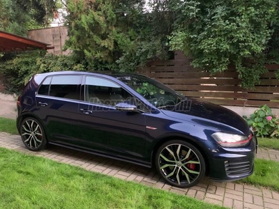 VOLKSWAGEN GOLF VII 2.0 TSI BMT GTI