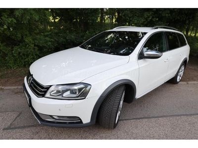 VOLKSWAGEN PASSAT ALLTRACK