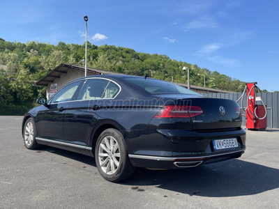 VOLKSWAGEN PASSAT VIII 2.0 TDI BMT SCR Bi-Turbo Highline 4Motion DSG