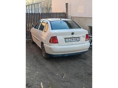 VOLKSWAGEN POLO III Classic 1.4 60 Comfortline Cool