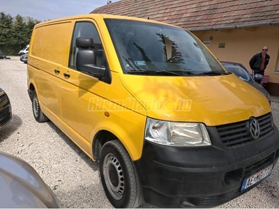 VOLKSWAGEN TRANSPORTER T5 1.9 TDI