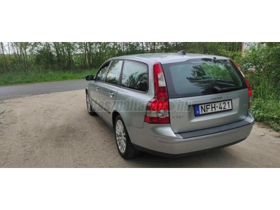 VOLVO V50 2.0 D Kinetic