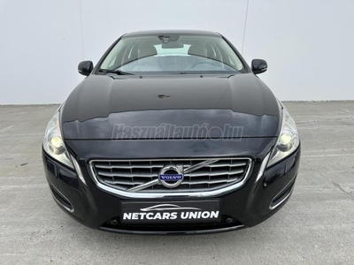 VOLVO V60 2.4 D [D5] Geartronic Summum! 215 LE! XENON! EXKLUZÍV BŐR BELSŐ! KITŰNŐ ÁLLAPOT!