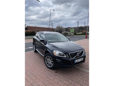 VOLVO XC60 2.4 D [D5] Summum Geartronic