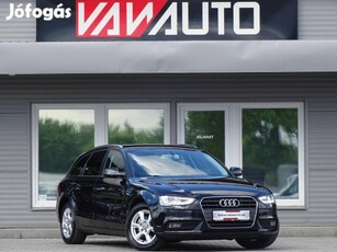 AUDI A4 Avant 2.0 TDI DPF EU5 Digit-Navi-BI'Xen...