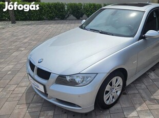 BMW 318i /Csak 109.000KM!/Navi/Bőr/PDC/Napfényt...