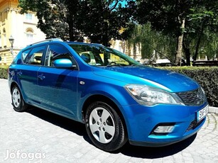 KIA CEE'D SW 1.4 L Cool Te! Ez egy jó Ceed! 158...