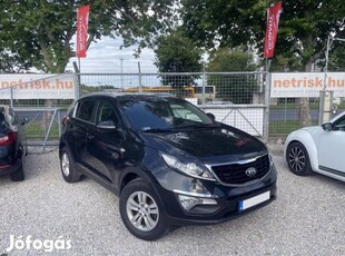 KIA Sportage 1.6 GDI EX Limited Szervizkönyv