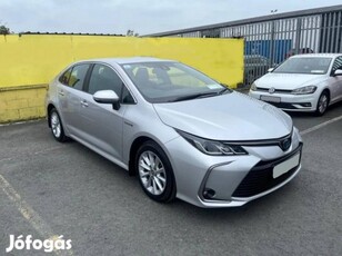 Toyota Corolla Sedan 1.8 Hybrid Comfort Tech e-...