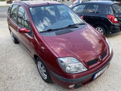 RENAULT SCENIC Scénic 1.4 16V Hideg Klíma!