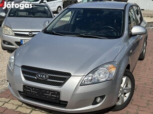 KIA CEE'D 1.6 TX 156.000KM!!! Vezetett Szervízk...