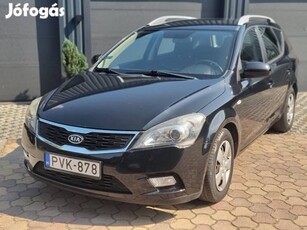 KIA CEE'D SW 1.6 CRDi LX EURO5 Nagyon Szép És M...