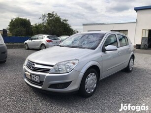 Opel Astra H 1.6 Enjoy ++Navi++Autómataklíma++T...