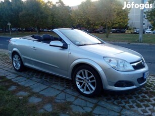 Opel Astra Twintop 1,6 Cosmo eladó