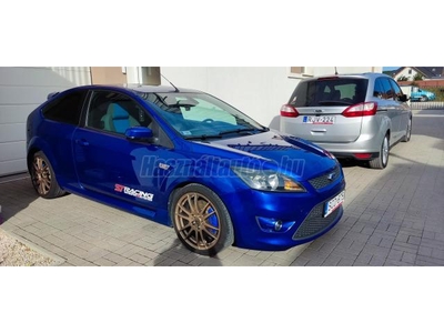 FORD FOCUS ST 2.5 T ST