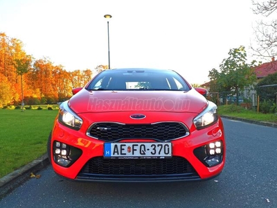 KIA CEE'D 1.6 TGDI GT Mid BI-XENON. LED. NAVIGÁCIÓ. PANORÁMA ÜVEGTETŐ. SÁVTARTÓ. KORMÁNYFŰTÉS. ÜLÉSFŰTÉS