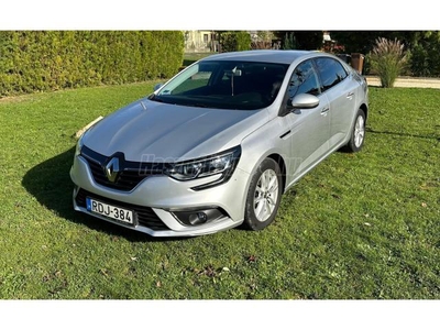 RENAULT MEGANE GrandCoupé 1.6 SCe Limited