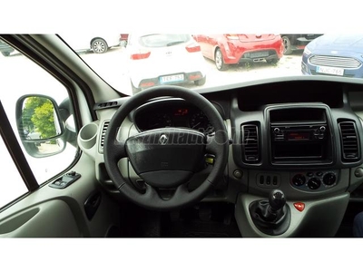 RENAULT TRAFIC 2.0 dCi L2H1P2 VezSzkönyvKlímaAbsBluetoothTolradAuxUsb1tul