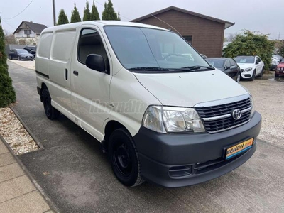 TOYOTA HI-ACE Hiace 2.5 D-4D Panel Van Comfort V.SZ.KÖNYV 157E KM