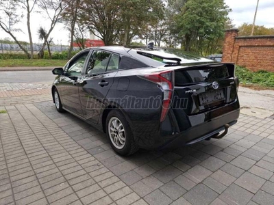 TOYOTA PRIUS 1.8 PHV Executive e-CVT ÁFÁS: 4.7 m Netto