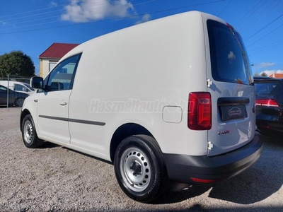 VOLKSWAGEN CADDY 2.0 TDI SCR BMT Trendline MAGYARORSZÁGI! ELSŐ TULAJDONOS!