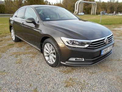 VOLKSWAGEN PASSAT 2.0 TDI BMT SCR Highline 4Motion DSG