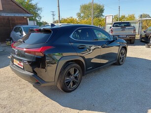 Eladó Lexus UX