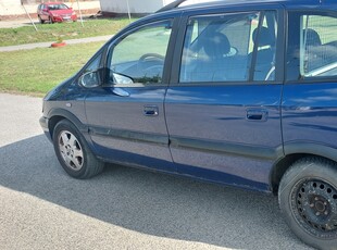 Eladó Opel Zafira - JóAutók.hu