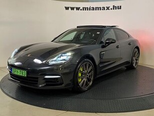 Eladó Porsche Panamera