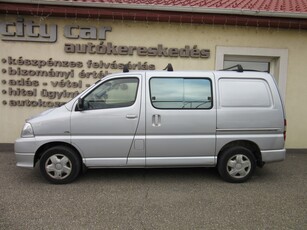 Eladó Toyota Hi-Ace