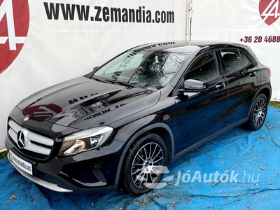 MERCEDES-BENZ GLA-osztály