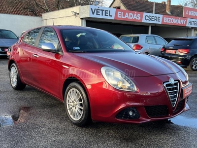 ALFA ROMEO GIULIETTA 1.4 TB Progression LED Tolatóradar Bluetooth Félbőr 2gyári kulcs