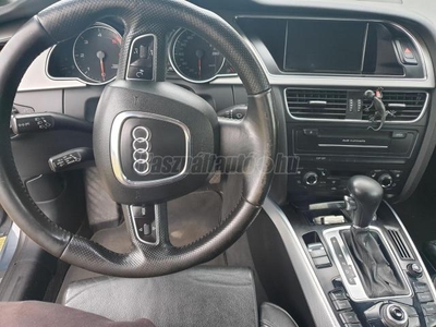 AUDI A5 CABRIO 3.0 TDI DPF quattro S-tronic