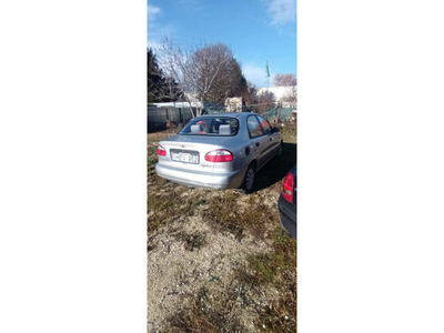 DAEWOO LANOS 1.5 SE