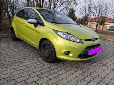 FORD FIESTA 1.4 TDCi Titanium